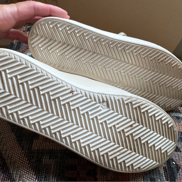 Sezane Cream Leather Sneakers - Picture 8 of 8